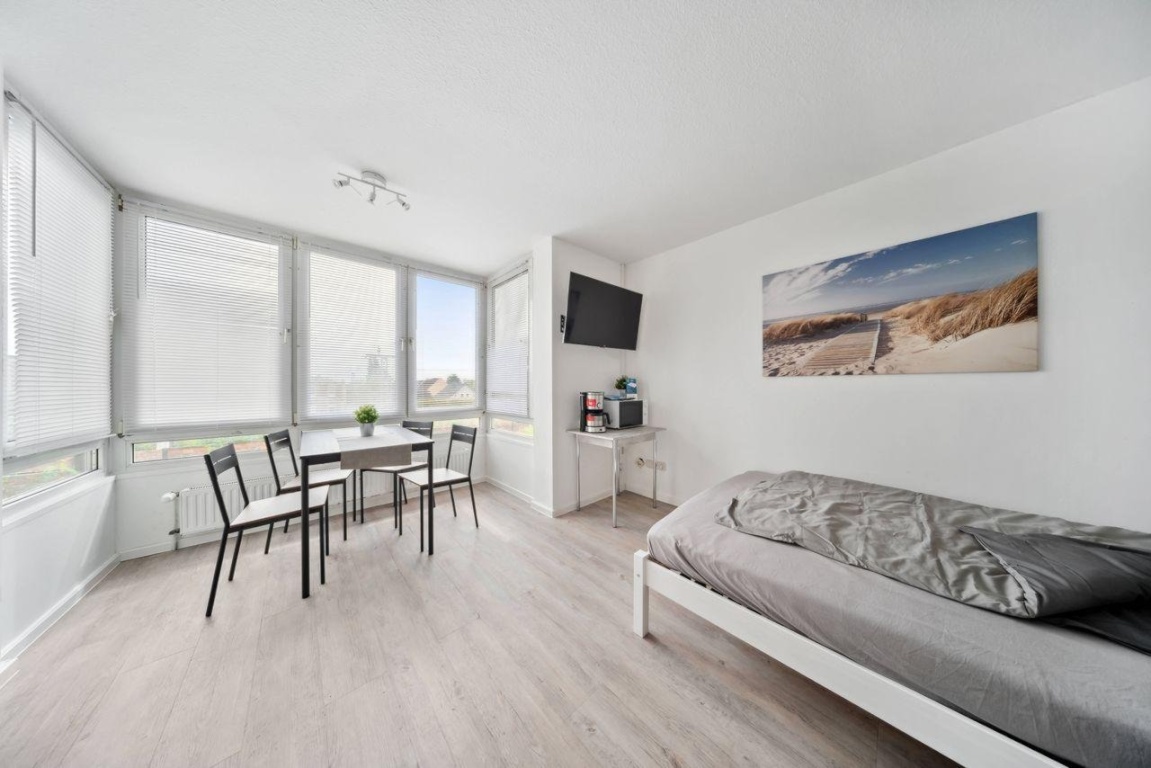 Beautiful fully furnished 1-Room Studio – 39122 Magdeburg Westerhüsen – Vorschaubild 2