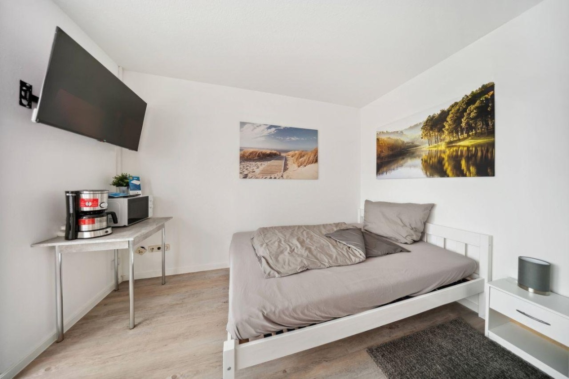 Beautiful fully furnished 1-Room Studio – 39122 Magdeburg Westerhüsen – Vorschaubild 4