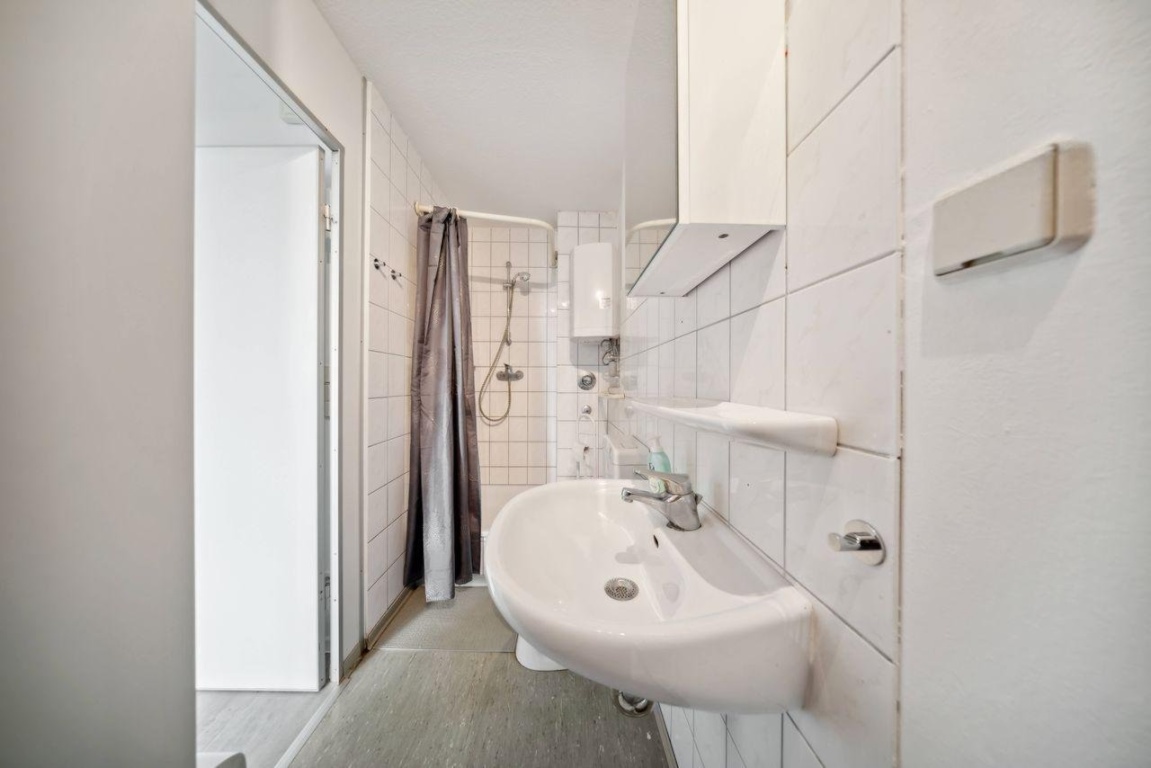 Beautiful fully furnished 1-Room Studio – 39122 Magdeburg Westerhüsen – Vorschaubild 9