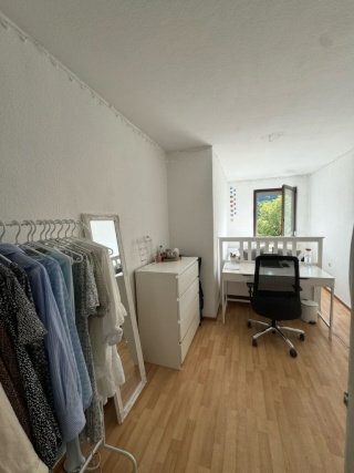 Ad image: Wg Zimmer mit Mainblick
