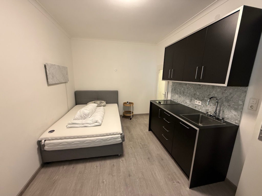 Möblierte Einzimmerwohnung im Glockenbachviertel | All-inclusive-Miete mit WLAN und Strom