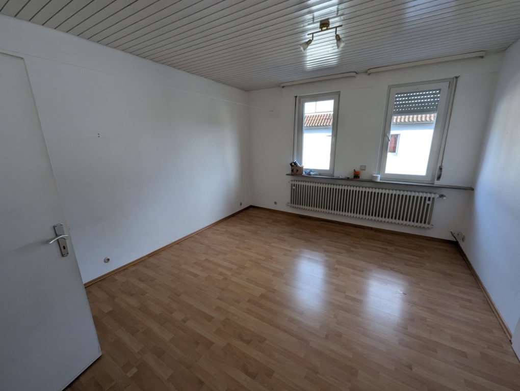 WG-Zimmer Zuffenhausen Elsässer Straße - Bild 1