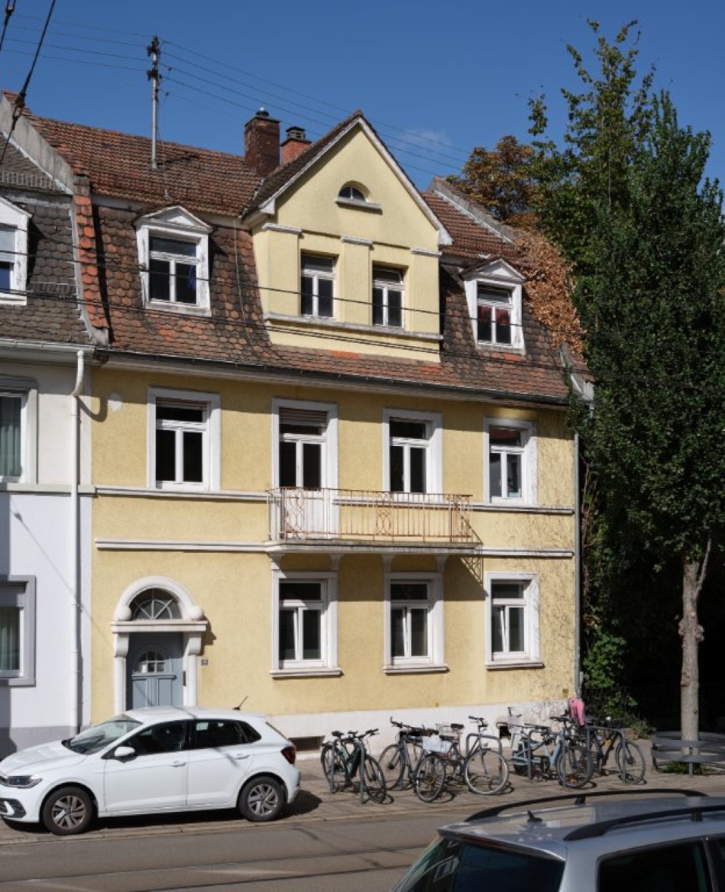 WG-Zimmer Rohrbach Karlsruher Straße 68 - Dein Zimmer befindet sich im Erdgeschoss (on ground floor) dieses innen wunderschön renovierten Altbaus