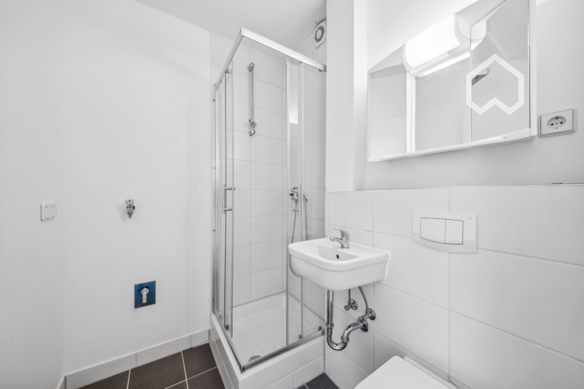 Co-Living: Eine helle, sehr modern und neuwertig eingerichtete Wohnung nahe Alster – Ifflandstraße, 22087 Hamburg – Vorschaubild 12