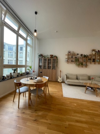 Zwischenmiete/Sublet | Ende Februar bis April/End of February to April | Lichtdurchflutete, ruhige Wohnung im historisch — photo 1