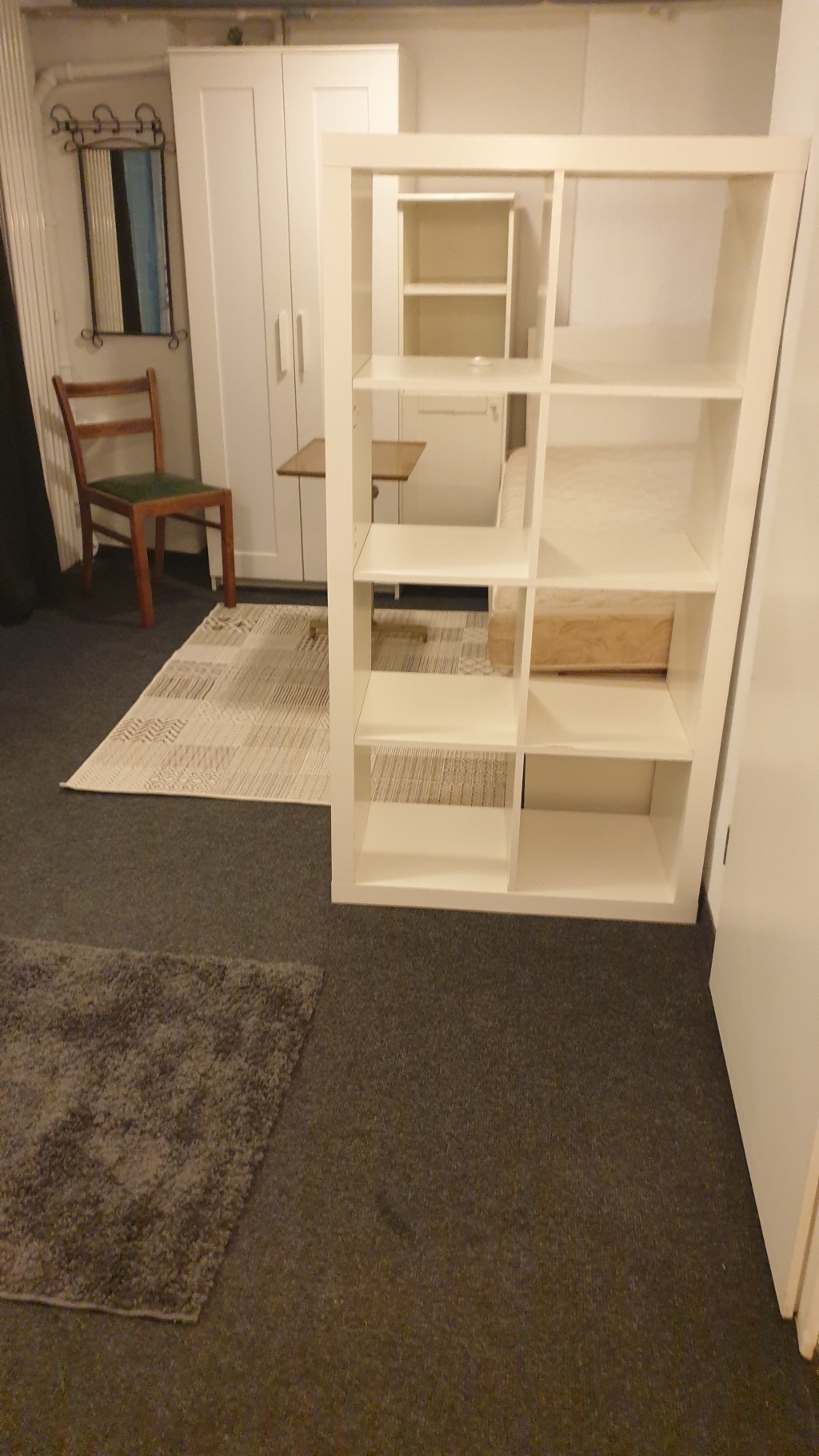 KLEINES 1-ZIMMER APPARTEMENT FÜR STUDENT/INNEN (M/W/D) – Zollhausviertel, 91052 Erlangen Innenstadt – Vorschaubild 3