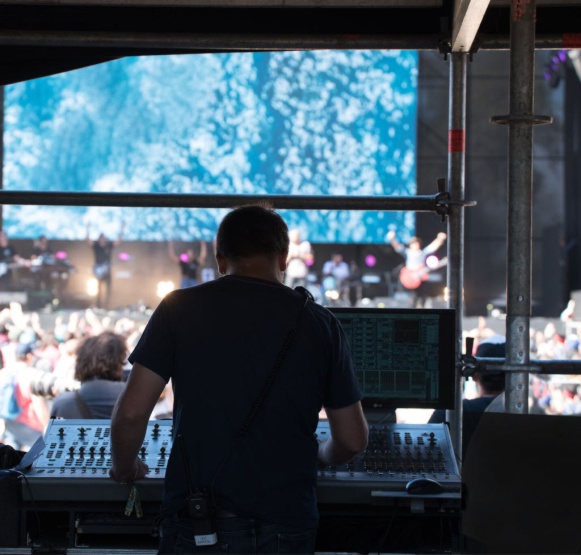 Ad image: Suche sehr sicheres, kleines Apartment oder ruhige WG in Gießen (bis 500 € warm)