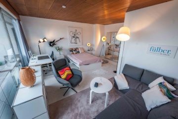 ✨ Penthouse-Zimmer der Extraklasse – 24 m2, Panorama-Südfront, Balkon & Designer-Ausstatt✨ Traum-WG in Köln-Deutz: Wohnküche mit Balkon, Innenhof-Oase & Top-Lage ✨👉 All-In-Paket: Miete inkl. Nebenkosten, WLAN, möbliert → Einziehen & wohlfühlen!