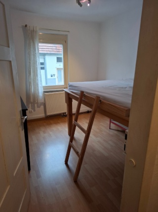 Anzeigenbild: WG-Zimmer in großem Haus; 340€ warm