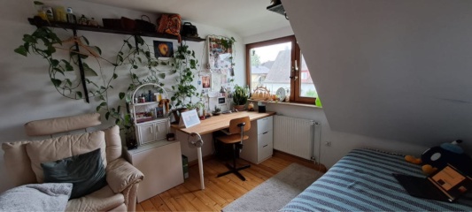 Anzeigenbild: Einzug 01.03.2026 1 Zimmer in familiärer Haus-WG mit großem Garten