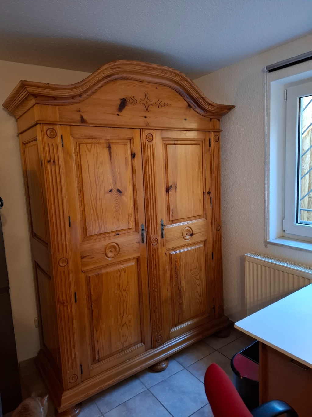 Habitación en WG Flughafen Amselweg 12 - Wardrobe