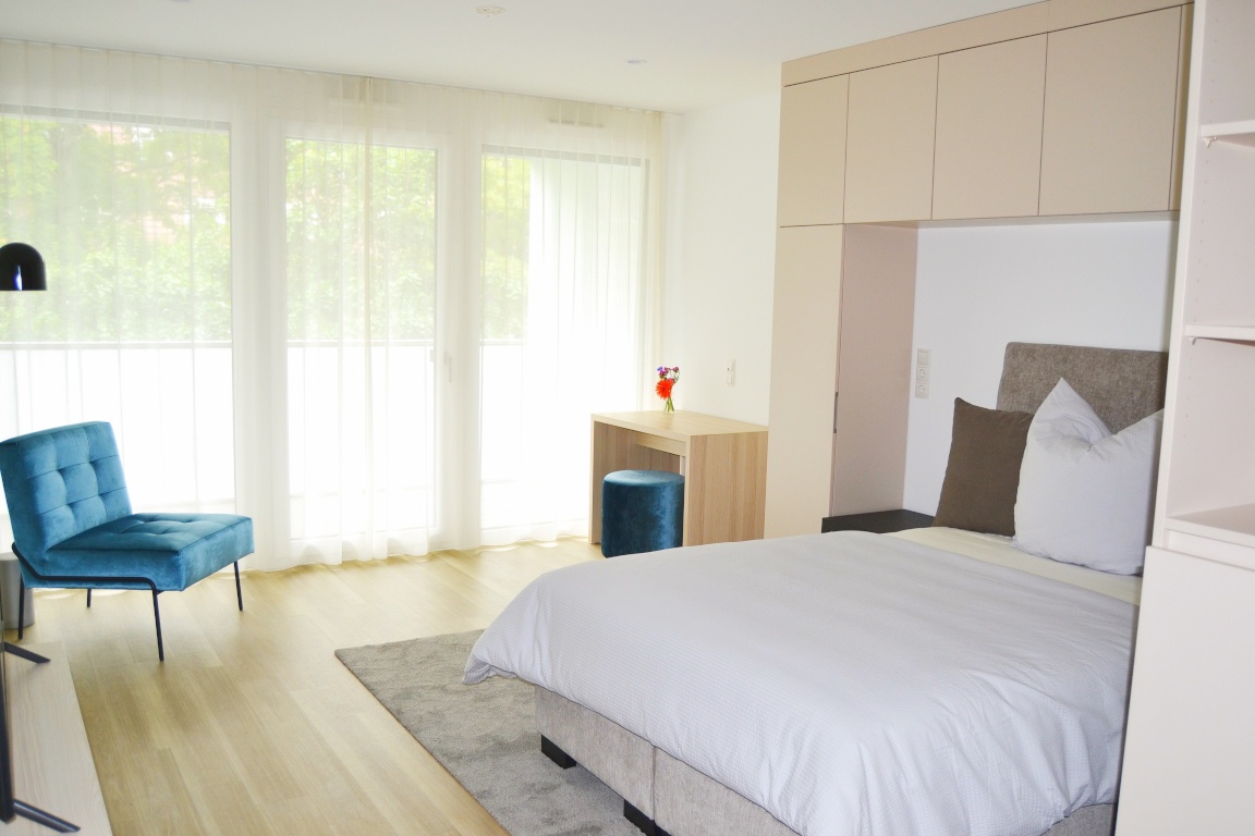 Wunderschönes voll möbliertes 1-Zimmer-Apartment Basic in Stuttgart - ab 6 Monaten Mindestmietdauer – Tunzhoferstr 9-13, 70191 Stuttgart Nord – Vorschaubild 3