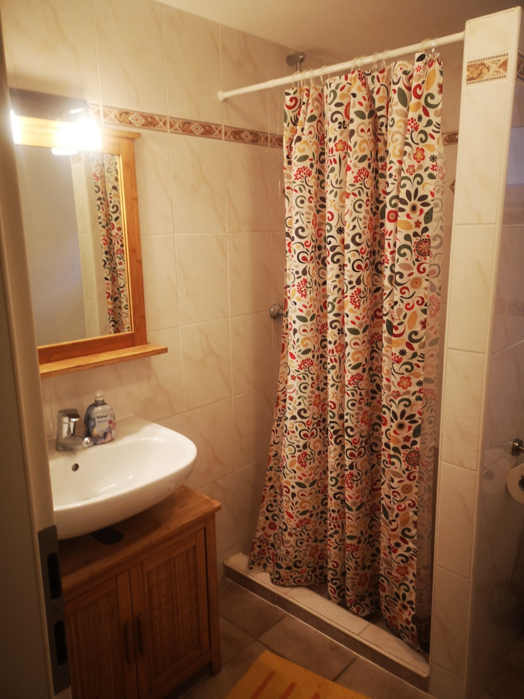 WG-Zimmer Flughafen Amselweg 12 - Dusche