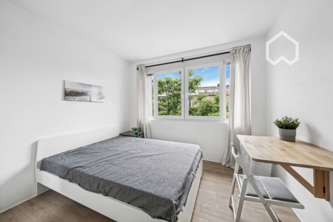 Co-Living: Eine helle, sehr modern und neuwertig eingerichtete Wohnung nahe Alster – Ifflandstraße, 22087 Hamburg – Vorschaubild 3