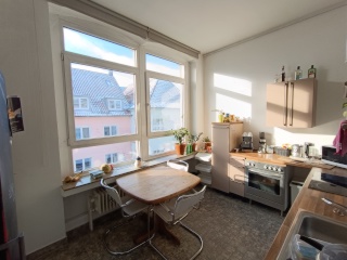 Anzeigenbild: Cozy Room in Friendly 4er WG - free from 01.04.26 / Gemütliches Zimmer in einer freundlichen 4er WG - Frei ab 01.04.26