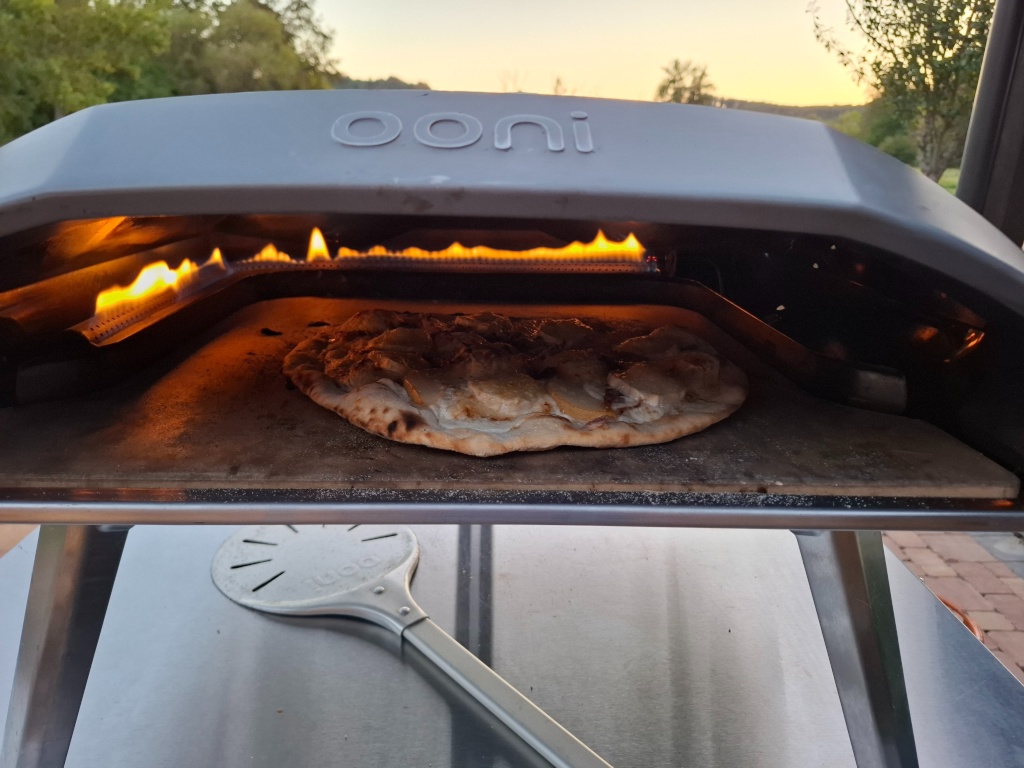 WG-Zimmer Flughafen Amselweg 12 - Pizza in nur 2 Minuten