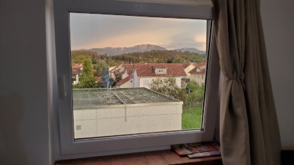 Anzeigenbild: 🏠 Möblierte 2-Zi.-Wohnung zur Zwischenmiete | 52 m2 | Dachgeschoss