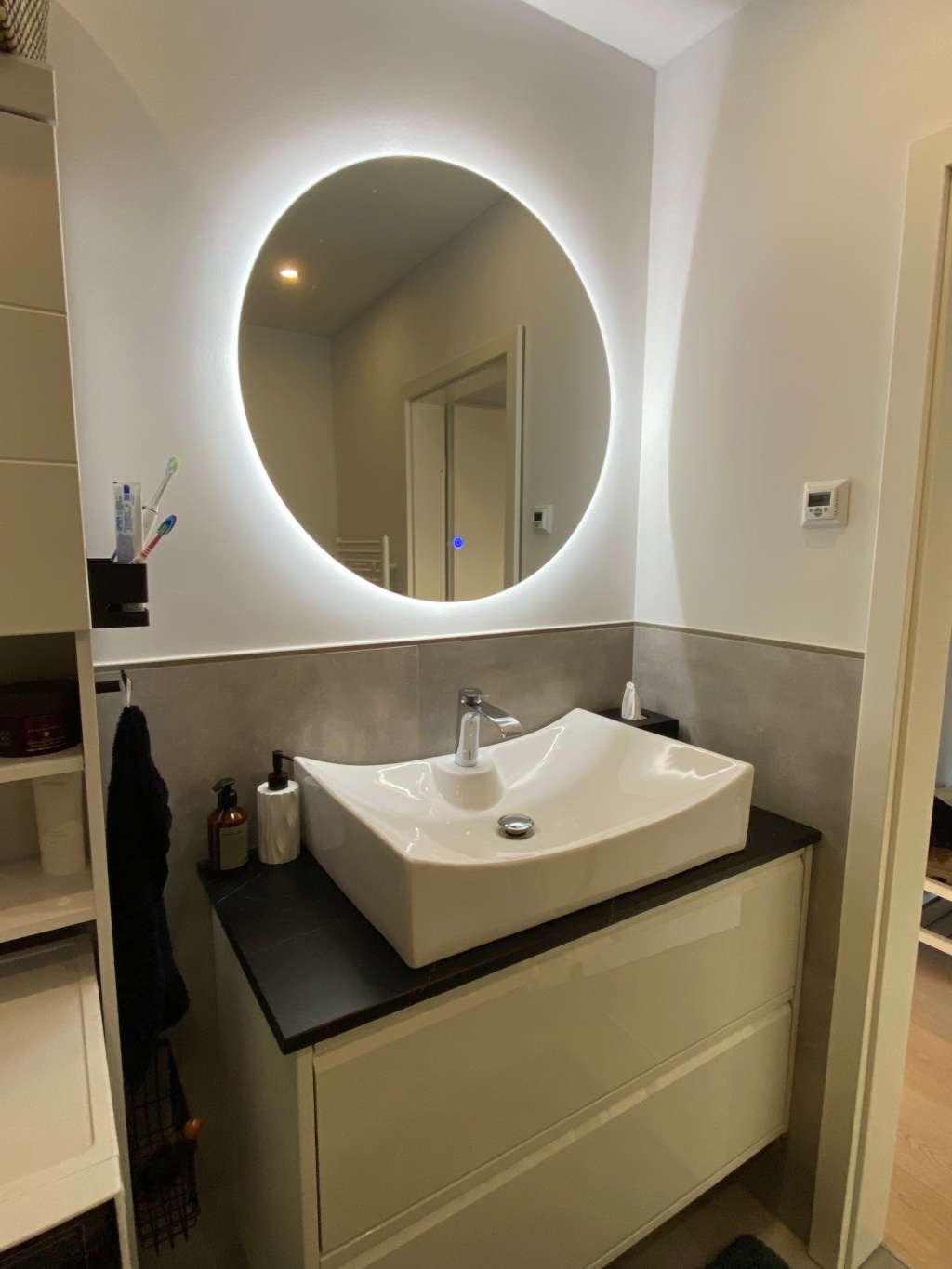 Möblierte Wohnung ab 01.11.2026 | 2 Zimmer, 65 m2, saniert 2025 | Essen-Bergerhausen | Südbalkon + TG – Werrastraße, 45136 Essen Bergerhausen – Vorschaubild 12