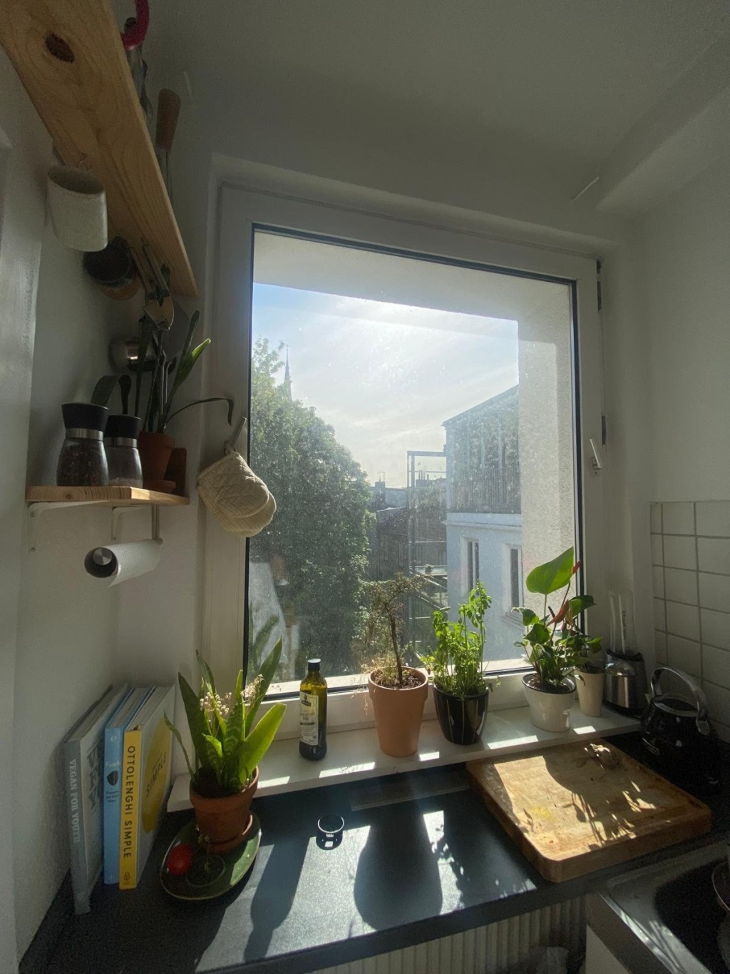 ÜBERNACHTUNG in sonniger 1-Zimmer Wohnung Altona - Ottensen (Elbnähe, Altonaer Rathaus u. Bahnhof) – Schillerstraße, 22765 Hamburg Altona-Altstadt – Vorschaubild 5