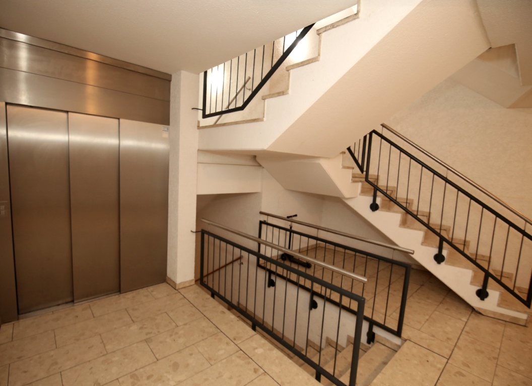 Langzeitmiete – Hochwertig möblierte 2-Zimmer-Wohnung mit Balkon & Garage in Karlsruhe-Oberreut – Wilhelm-Leuschner-Straße 47, 76189 Karlsruhe Oberreut – Vorschaubild 17