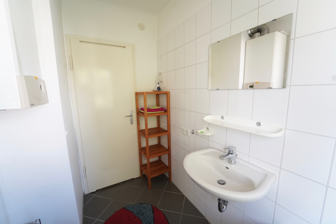 Möblierte 2-Zimmer Wohnung mit Balkon am Killesberg – Leiblweg 42, 70192 Stuttgart Nord – Vorschaubild 6