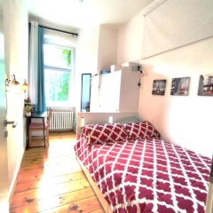 Ab 01.01.27 frei - Beautiful room in furnished apartment, very central, sunny and quiet - Anmeldung OK
