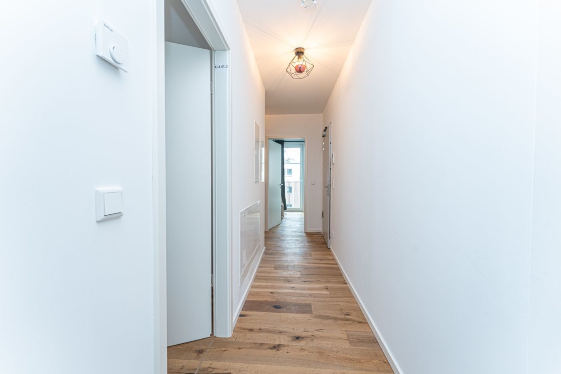 Modernes Zimmer in ruhiger Wohngegend in der Cunostraße – 14193 Berlin Dahlem – Vorschaubild 10