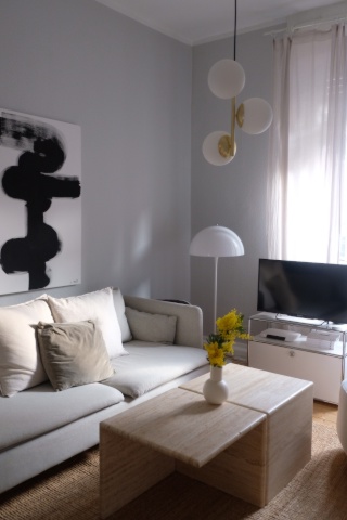 Imagen del anuncio: Schöne möbilierte 2ZKB Altbauwohnung