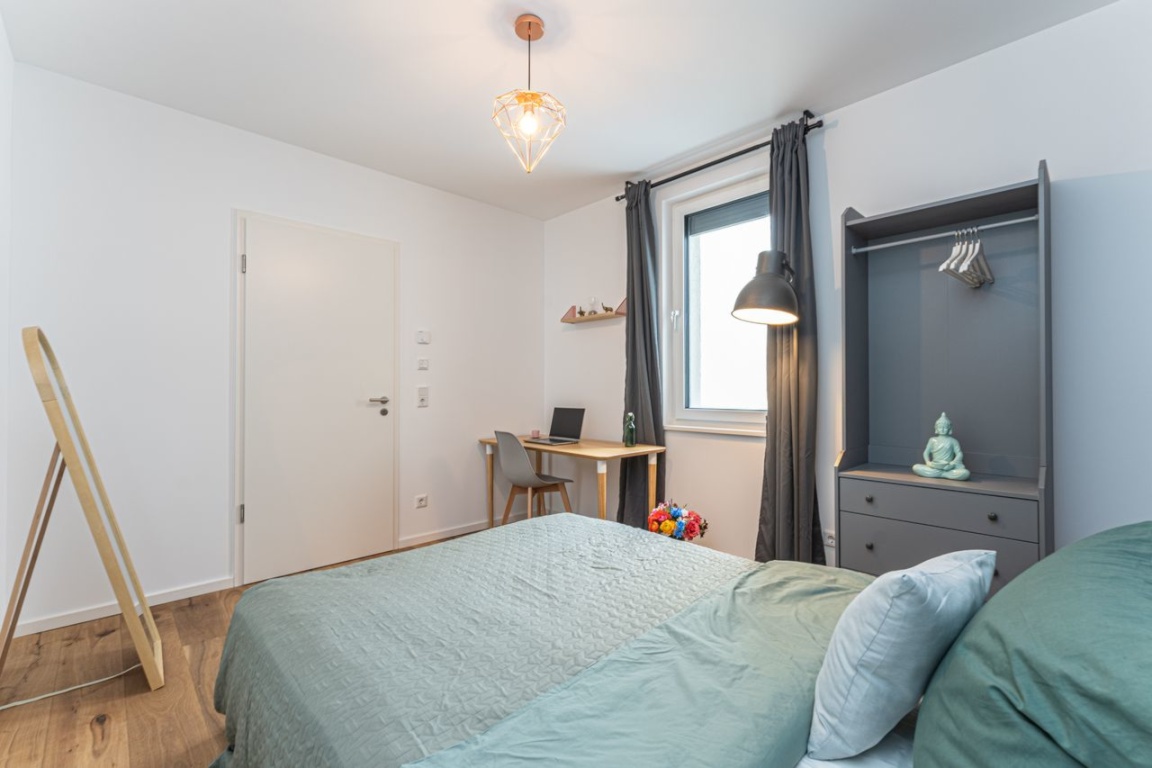 Modernes Zimmer in ruhiger Wohngegend in der Cunostraße – 14193 Berlin Dahlem – Vorschaubild 3