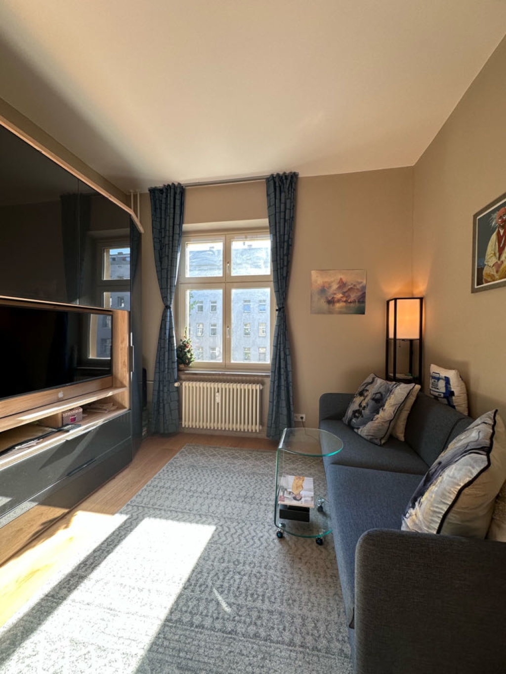Wohnung Friedrichshain Marchlewskistraße - living room with Bolia Sofa Bed