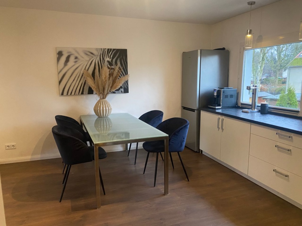 Ruhiges, modernisiertes Mittelreihenhaus in Hamburg Sülldorf mit Gartenanteil – Op'n Hainholt, 22589 Hamburg Blankenese – Vorschaubild 5