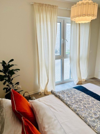 Anzeigenbild: Moderne 3-Zimmer-Wohnung mit Balkon, Parkplatz & Highspeed-Internet – Perfekt angebunden
