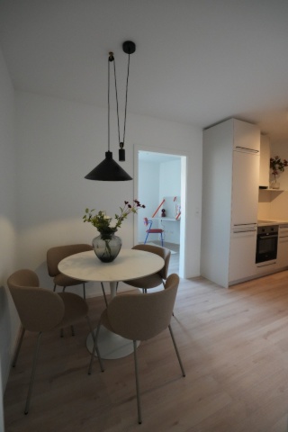 Anzeigenbild: Modernes WG-Zimmer im Stadtteil St- Leonhard in Nürnberg