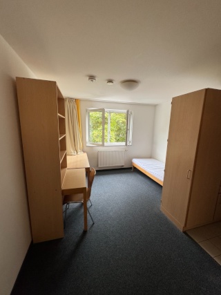 Untermiete des Einzelzimmers in der Wallstraße 90 vom 26. Februar bis 31. März. (Nur für Studenten)