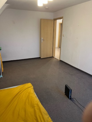 Anzeigenbild: WG-Zimmer in entspannter Studenten-WG in der Nähe der Uni und diversen Hochschulen