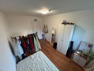 Gemütliches Zimmer in 3er WG im Osten