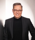 Herr Professor Dr Mayer