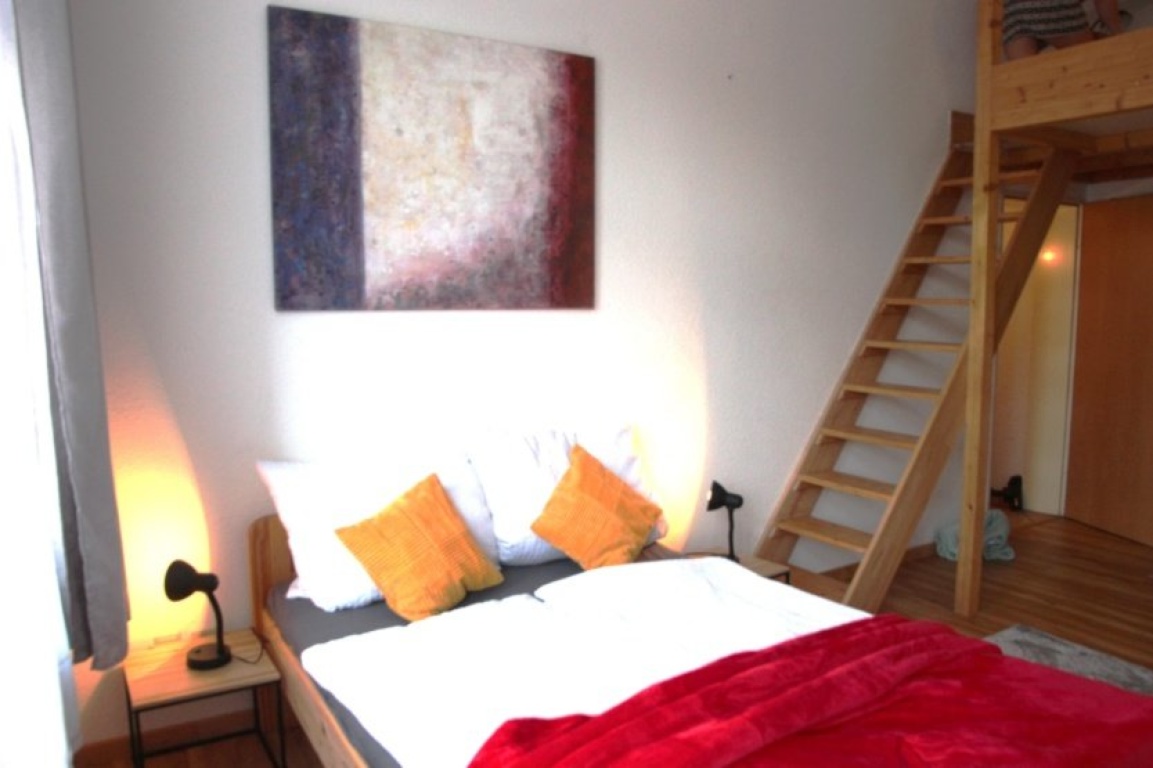 Apartment für 1-2 Personen möbliert ruhig mit Empore in Bochum Linden – Lindenerstr 49, 44879 Bochum Linden – Vorschaubild 4