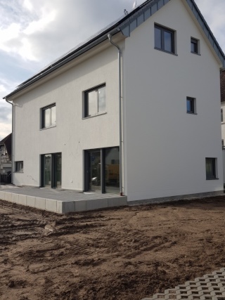 Anzeigenbild: 1 Familienhaus Erstbezug