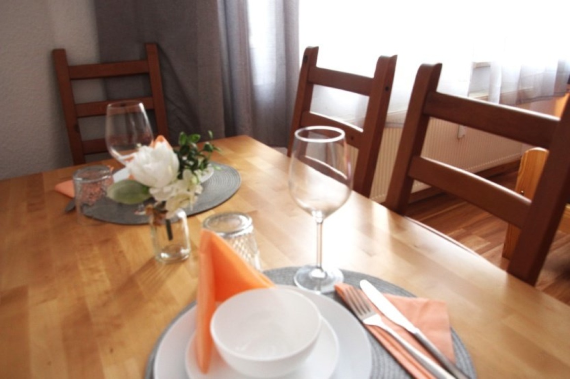 Apartment für 1-2 Personen möbliert ruhig mit Empore in Bochum Linden – Lindenerstr 49, 44879 Bochum Linden – Vorschaubild 5