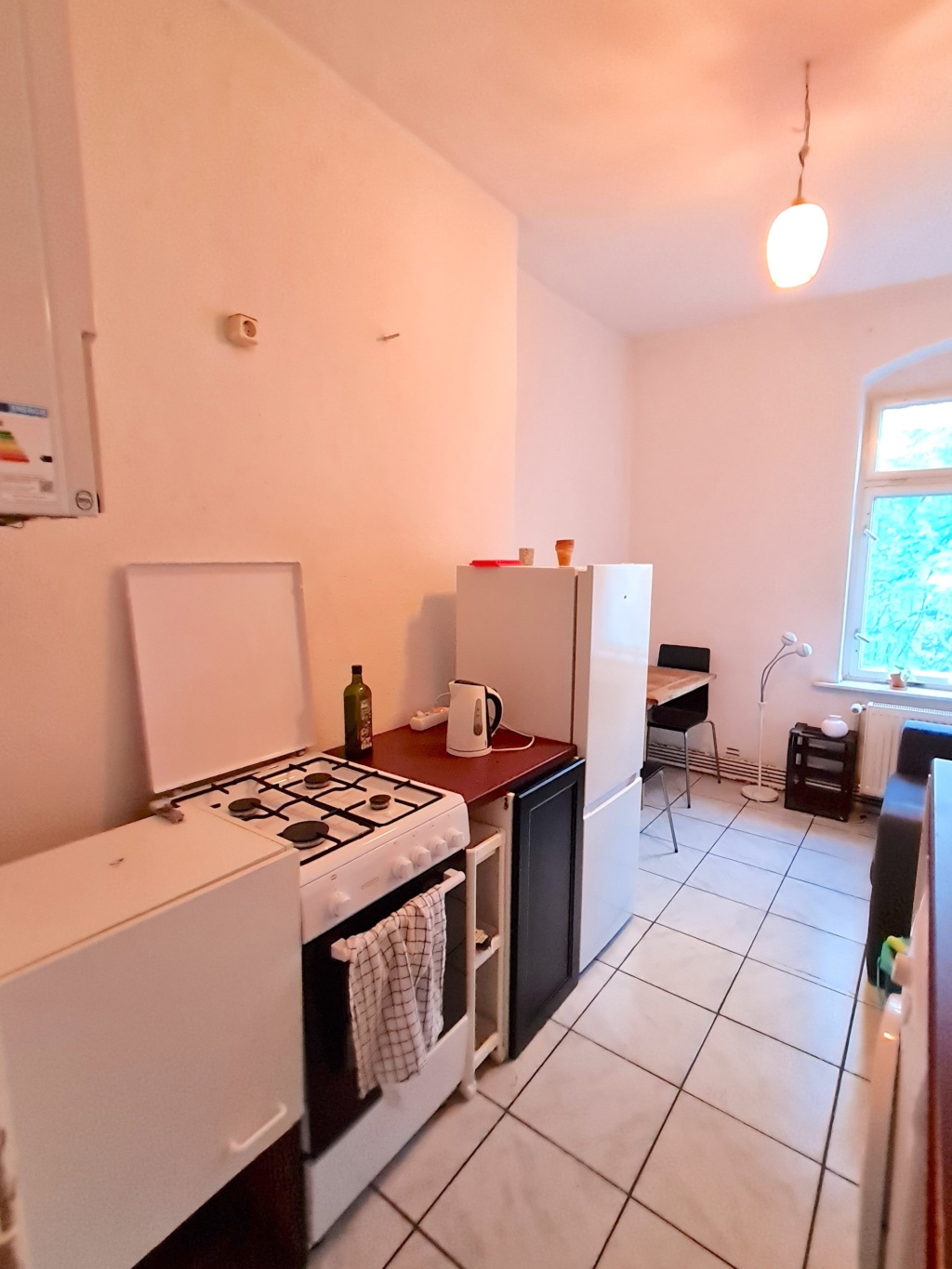 Sunny, spacious and calm 1-Room top floor Apartment in Friedrichshain, 4th floor facing south with lots of light, Sonnige & Geräumige 1-Zimmer Wohnung in Friedrichshain – Ebertystraße 54, 10249 Berlin Friedrichshain – Vorschaubild 11