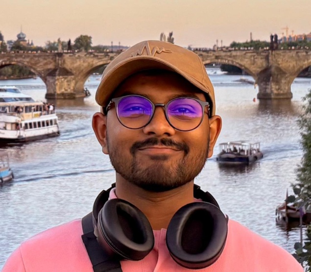 Imagen del anuncio: Student Looking for a Room