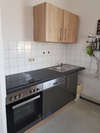 Anzeigenbild: 5-Zimmer-Wohnung (ca. 100 m2) als 3er-WG in Uni-Nähe – zum 01.05. zu vermieten