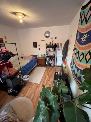 Zimmer mit schönem Ausblick in all-female-WG