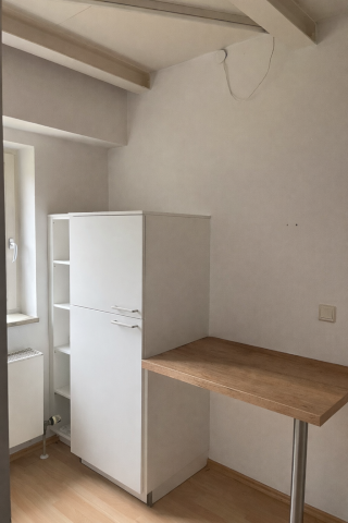 Appartement für Studenten (teil-möbliert)