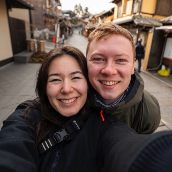 Anzeigenbild: Junges Paar sucht zentrale 2-Zimmer-Wohnung in München an der U6