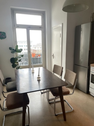 14qm Zimmer in 2er WG in zentraler Lage