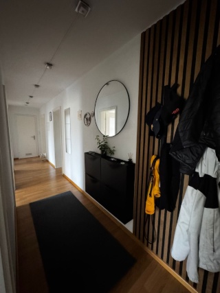 3-Zimmer Wohnung mit Balkon - Milbertshofen/Nähe BMW