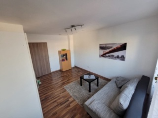 Nachmietern für WG-ZIMMER in 3er-Mädels-WG gesucht