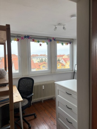 9m2 großes Zimmer ggü. vom Z-Campus in einer 3er WG